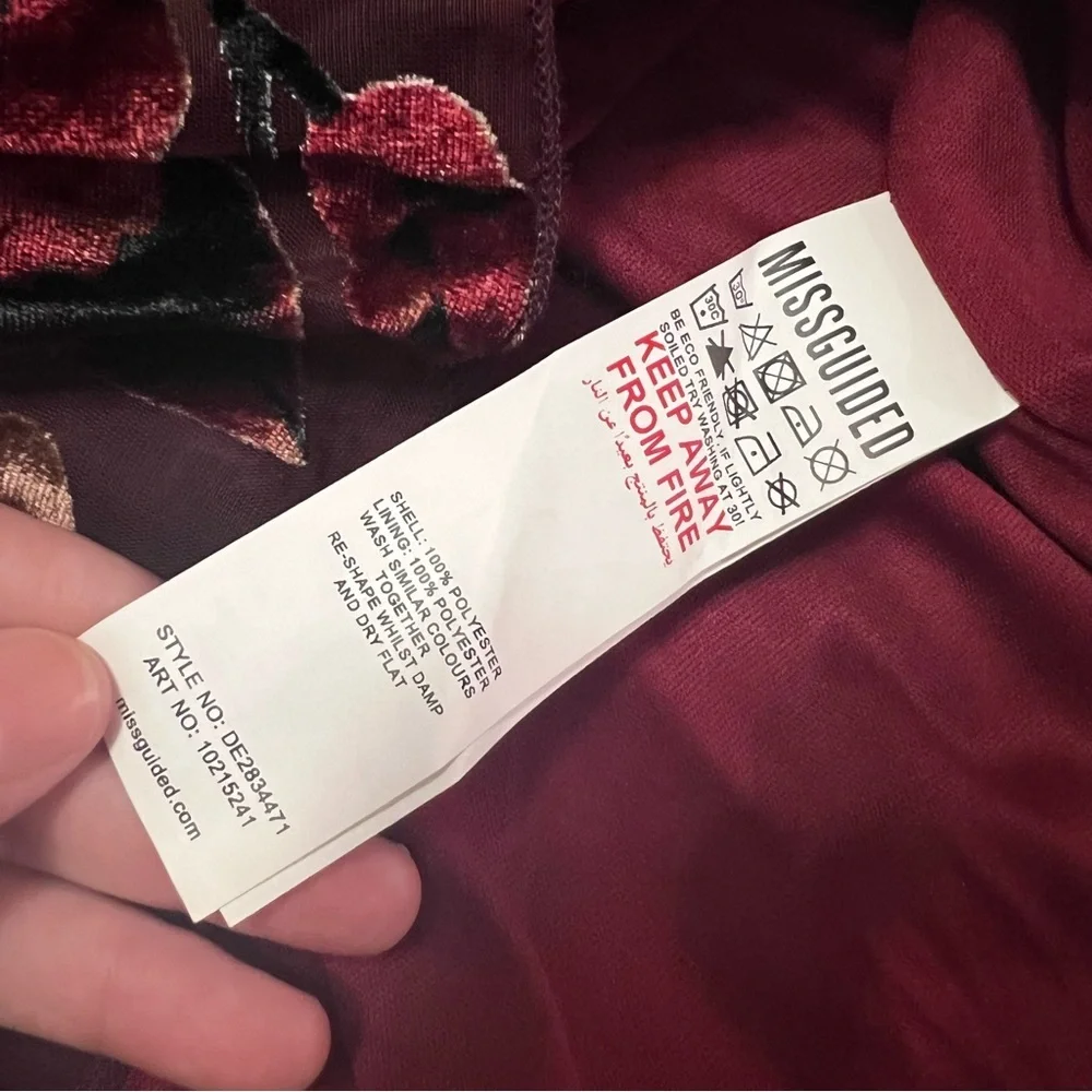 NWT Missguided Devore V Neck Tea Dress Floral Size 4 Red Ruffle Plunge - Picture 7 of 16